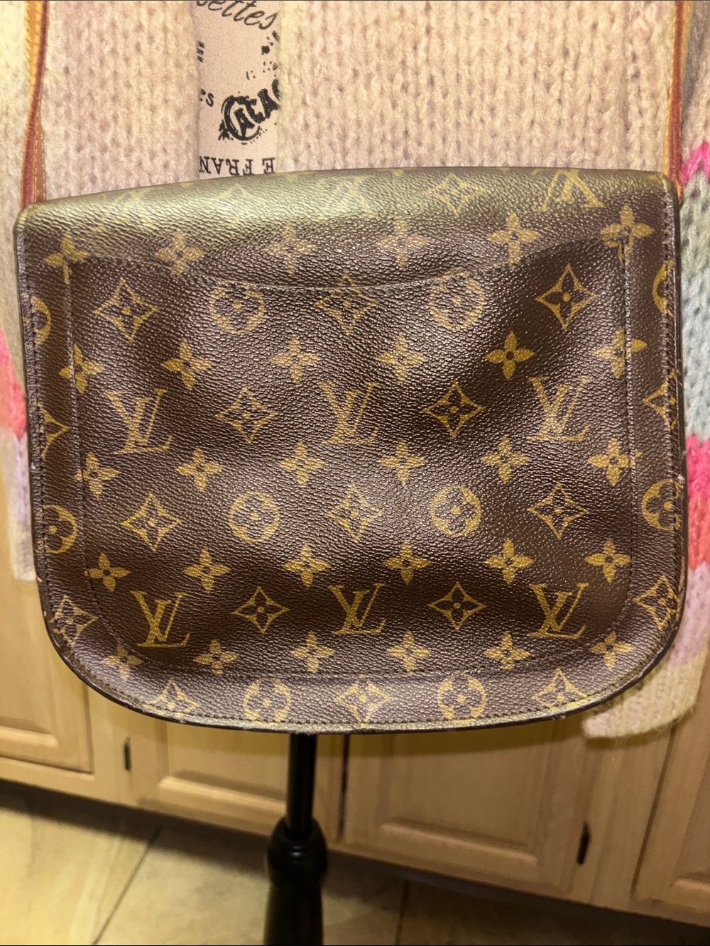Louis Vuitton Large Monogram St Cloud Crossbody w/ Adjustable Strap & LV Wallet - Picture 5 of 17